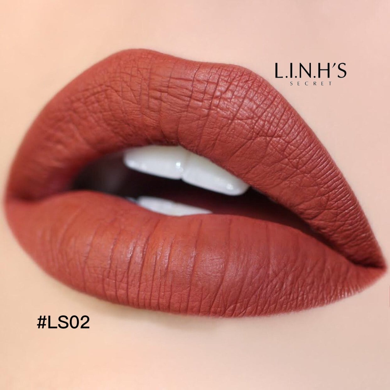 Son lì LS02 · Nâu bã trầu – màu son trên môi